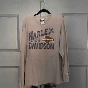 Harley Davidson long sleeve T-shirt. (Has a small hole on left upper sleeve)